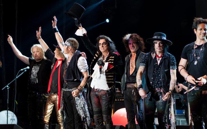 DUHOVI ROKENROLA PONOVO MEĐU NAMA: Hollywood Vampires donose svoj spektakl u Budimpeštu i Pulu!